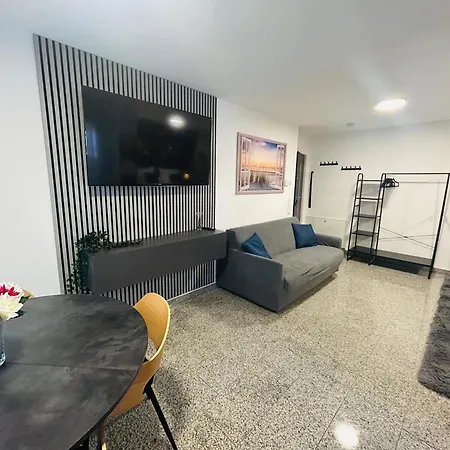 Luxx - Naehe Universitaet-kliniken-parken-kueche-wlan *