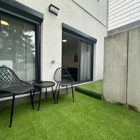 Luxx - Naehe Universitaet-kliniken-parken-kueche-wlan