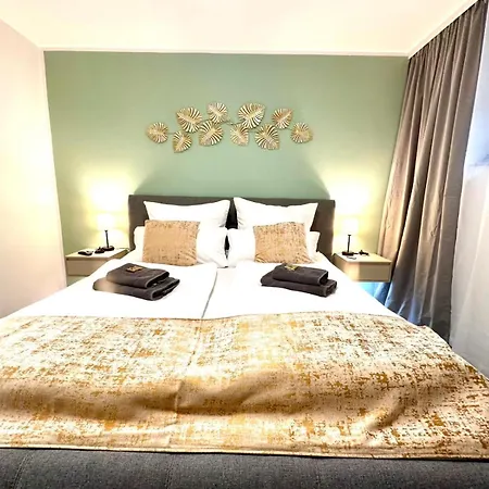 Luxx - Naehe Universitaet-kliniken-parken-kueche-wlan Апартаменты