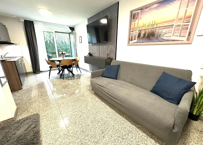 Luxx - Naehe Universitaet-kliniken-parken-kueche-wlan Daire Ulm