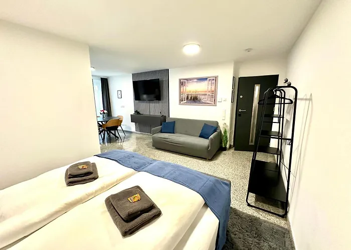 Luxx - Naehe Universitaet-kliniken-parken-kueche-wlan Daire