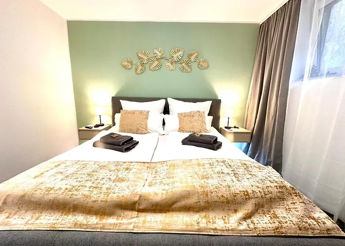 Luxx - Naehe Universitaet-kliniken-parken-kueche-wlan Daire